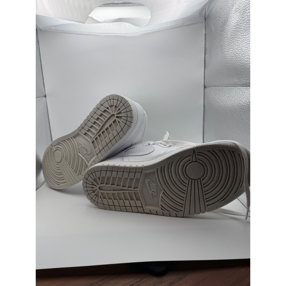 Nike Air Jordan 1 Mid Triple White Leather Sneakers 554724-130 Mens Size 8 - Picture 9 of 12
